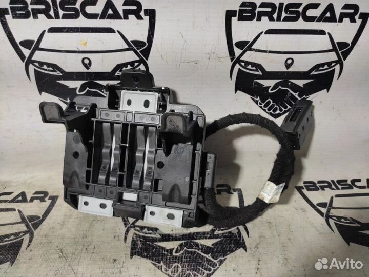 Блок управления магнитолой Mercedes-Benz E-Class