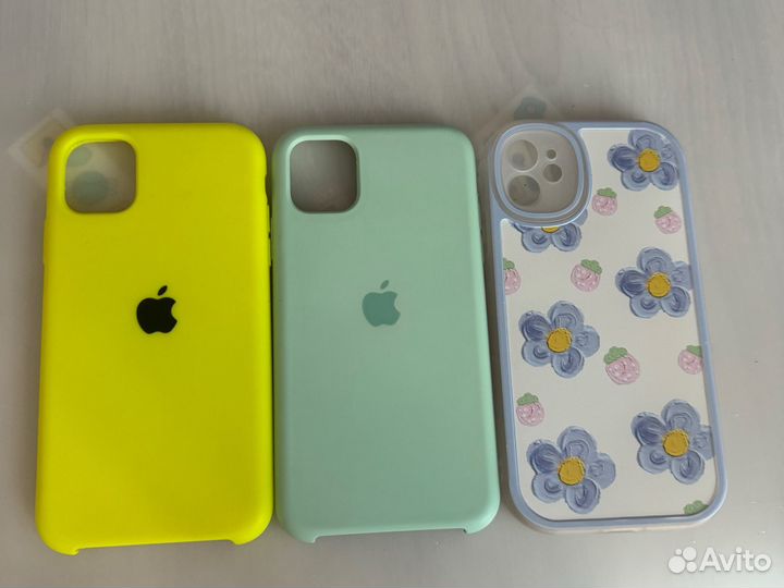 Чехол на iPhone 11