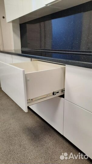 Новый модульный кухонный гарнитур