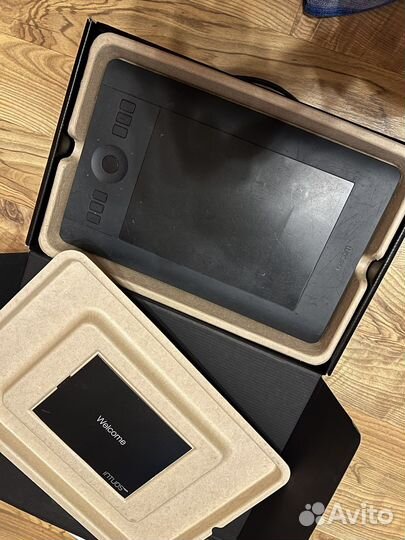 Графический планшет wacom intuos pro small