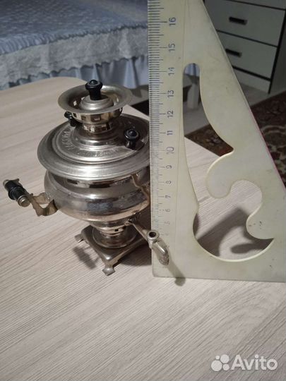 Рюмки, стаканы, вилки, бидоны, сувениры