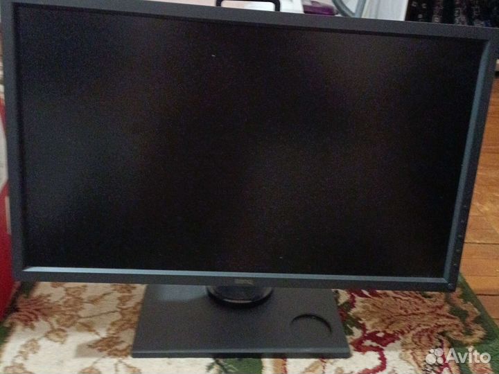 Монитор Dell 24