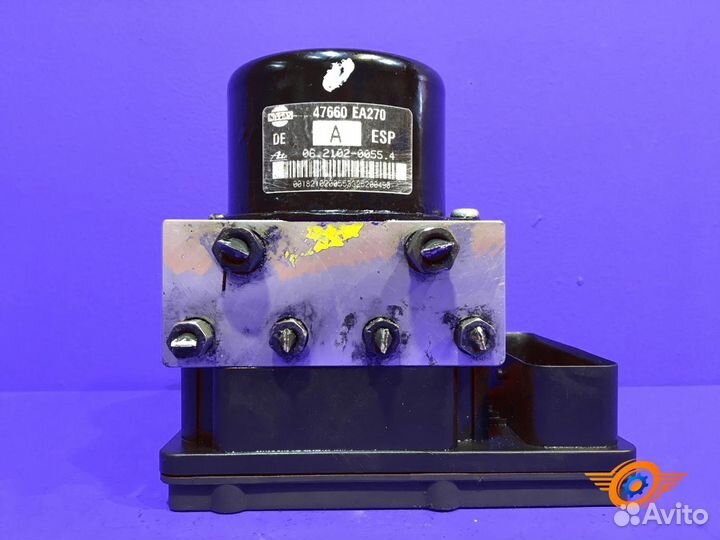 Блок ABS Nissan Pathfinder R51 SUV YD25ddti 2.5L