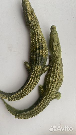 Фигурка гребнистого крокодила