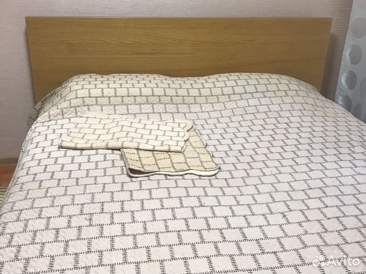 Покрывало и наволочки на кровать 180х200