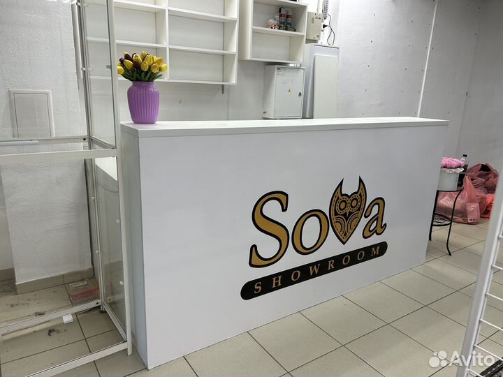 Стойка ресепшн