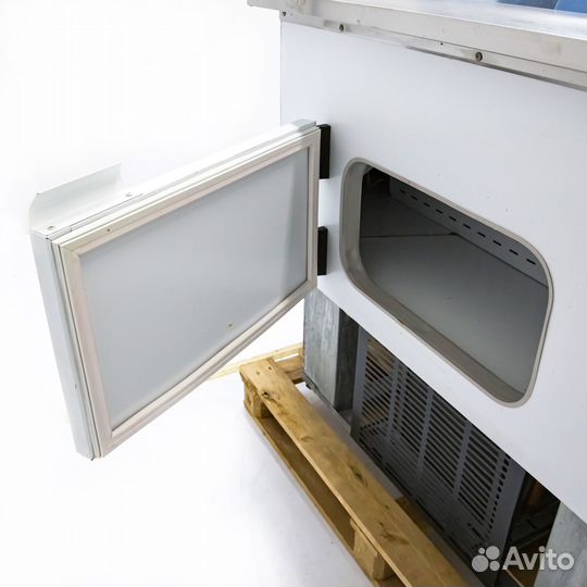 Витрины холодильные Golfstream