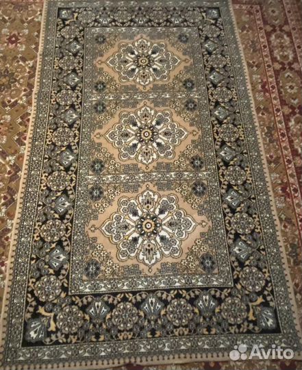 Ковер шерстяной