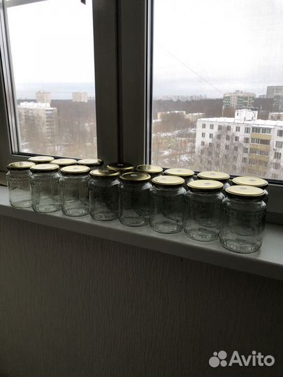 Банки стеклянные 0,7 л с крышками