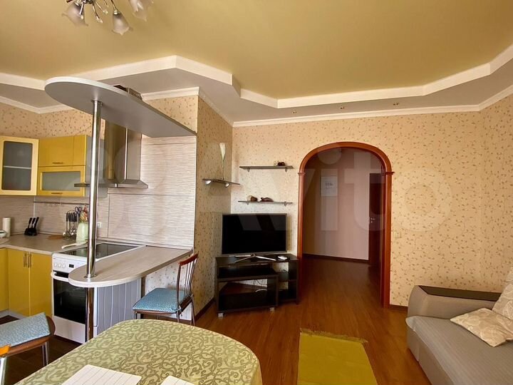 2-к. квартира, 50 м², 8/18 эт.