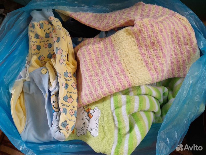 Одежда для девочки пакетом с рождения до 1 года