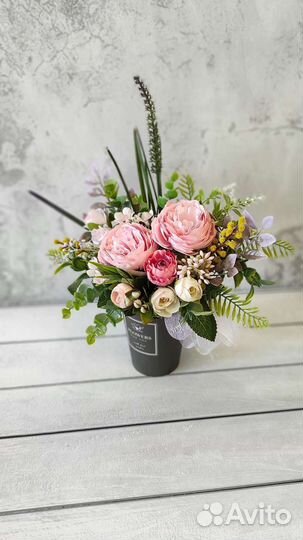 Композиции из искусственных цветов