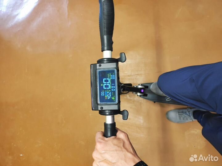 Электросамокат Kugoo