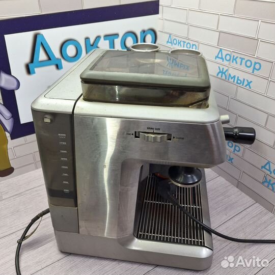 Кофемашина Bork c801