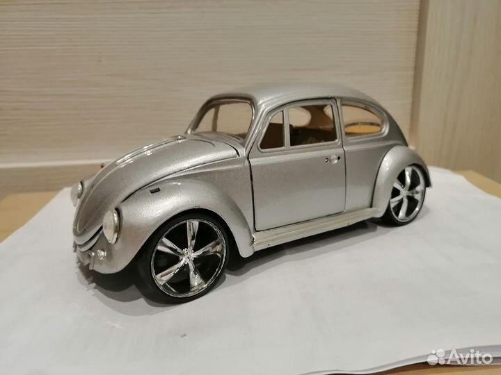 Volkswagen Beetle Kafer 1:18