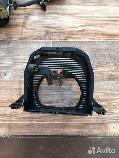 Кожухов рулевой колонки Mercedes W203