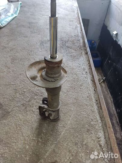 Передняя стойка на гранту