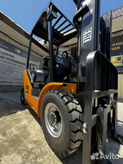 Погрузчик вилочный кара UN forklift 2,5т