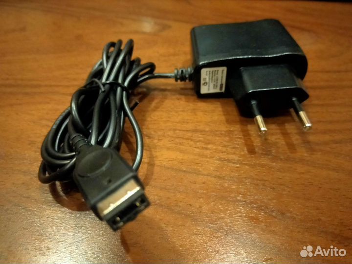 Зарядное устройство для Gameboy advance SP