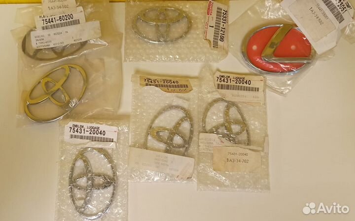 Эмблема Toyota