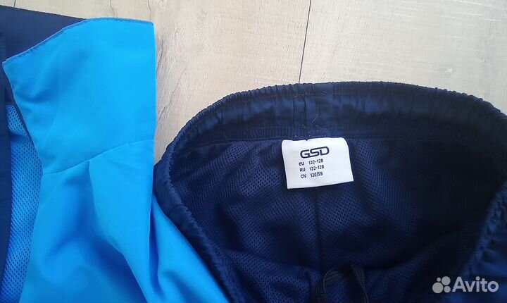 Спортивный костюм для мальчика р. 122-128 б/у