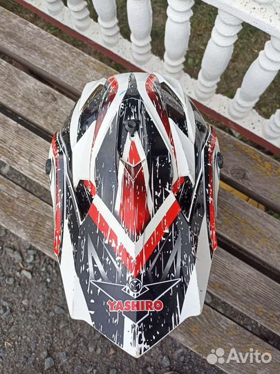 Кроссовый шлем