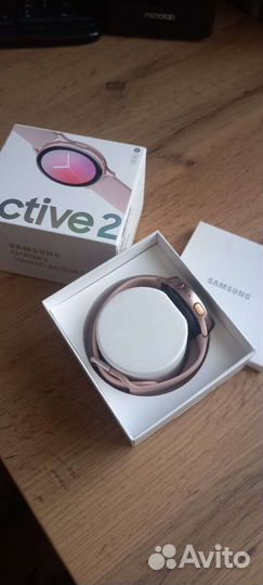 Смартчасы Samsung Galaxy Watch Active 2
