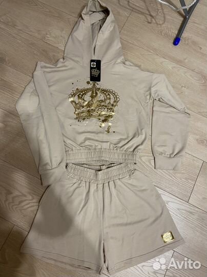 Спортивный костюм