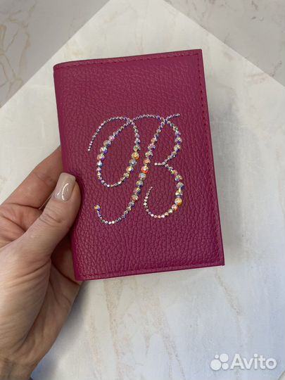 Инкрустация стразами