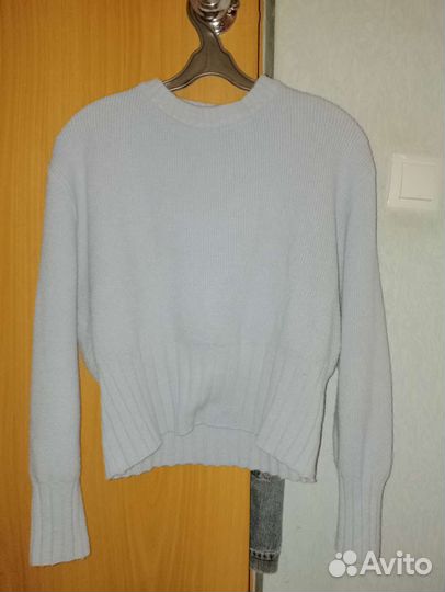 Свитер женский