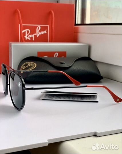 Солнцезащитные очки ray ban ferrari черная