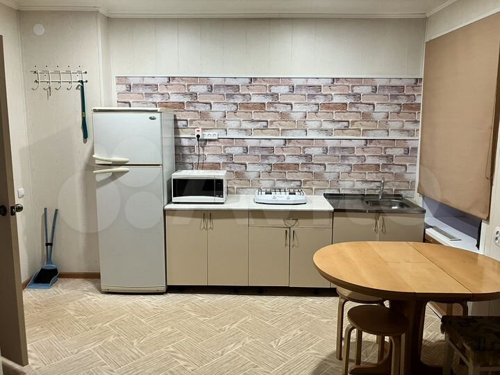 2-к. квартира, 80 м², 1/1 эт.