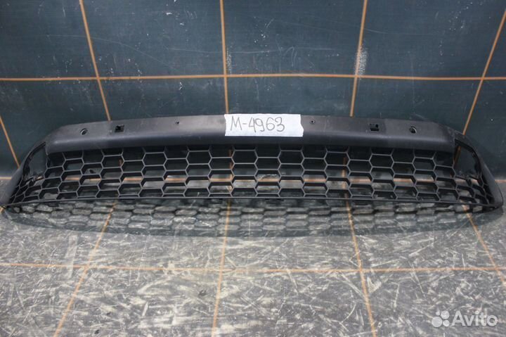 Решетка бампера переднего - Lexus NX