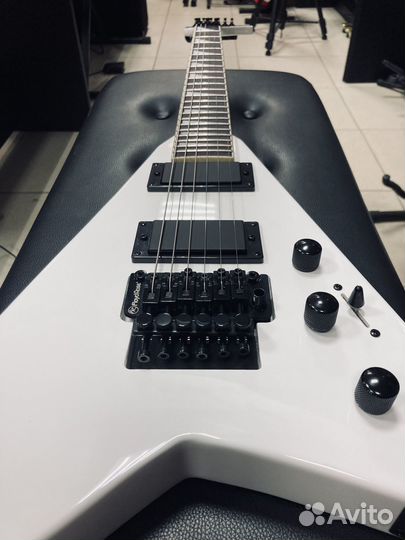 Гитара стрела мagna Floyd rose