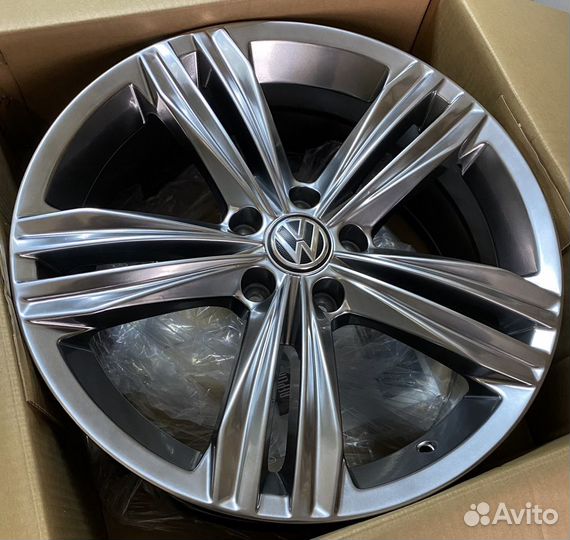 Новые диски R17 Volkswagen Tiguan R-line