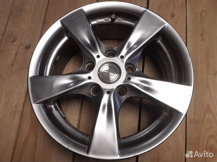 Литые диски League R15