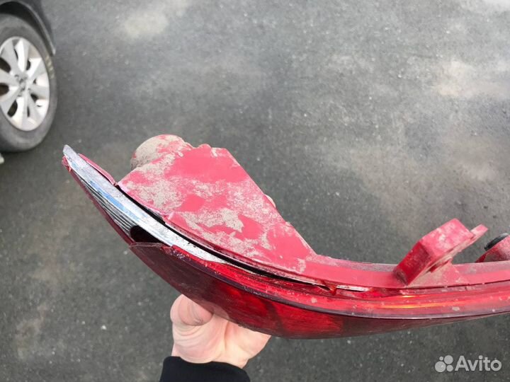 Левая противотуамнная фара в задний бампер Solaris