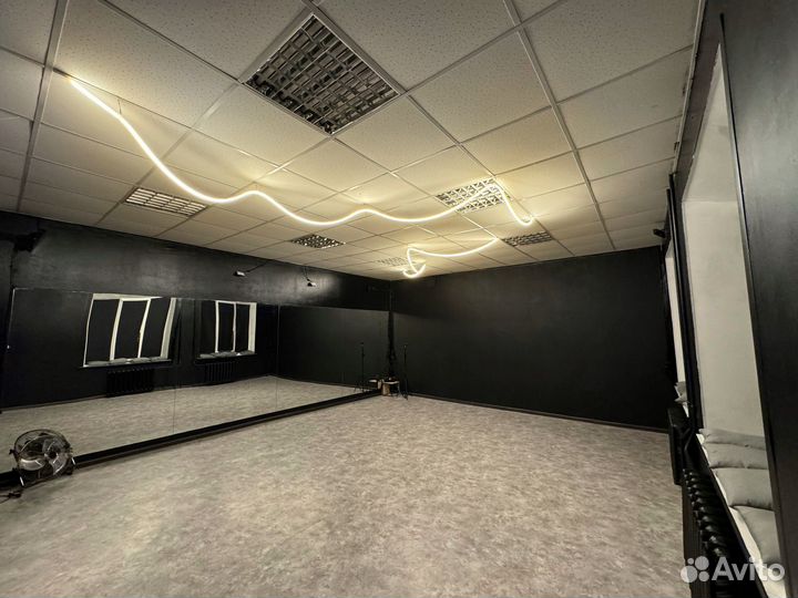 Танцевальный зал, зал для танцев