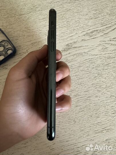 iPhone 11 Pro, 64 ГБ