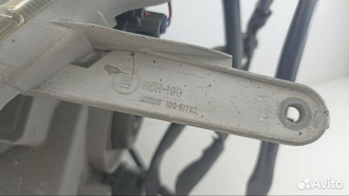 Фара правая Toyota Passo KGC10