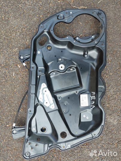 Стеклоподъемник передний левый passat б6