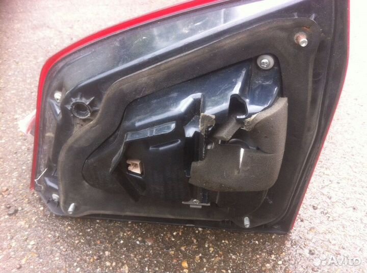 Фонарь Toyota Land Cruiser prado 200