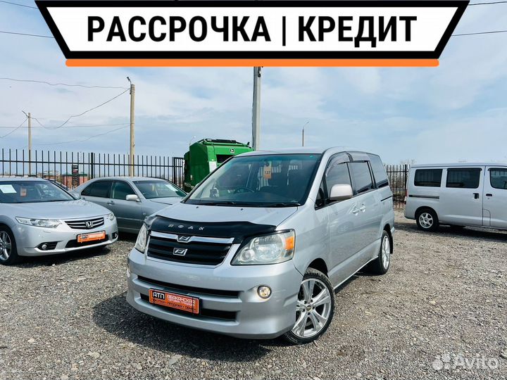 Toyota Noah 2.0 AT, 2003, 220 000 км