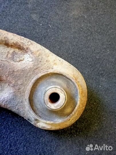 Рычаг подвески передний левый Chevrolet Aveo T 250