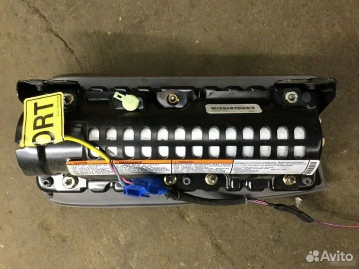 Подушка в торпедо Ford Explorer U2 1995-2001