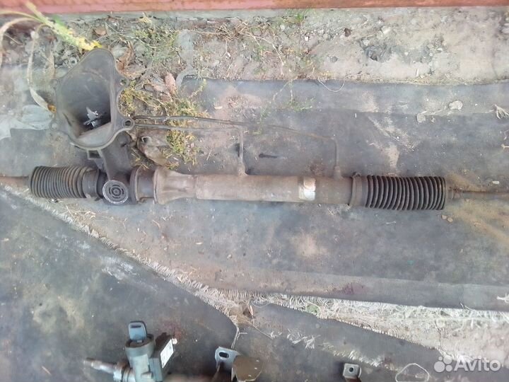 Рулевая рейка Nissan primera p11