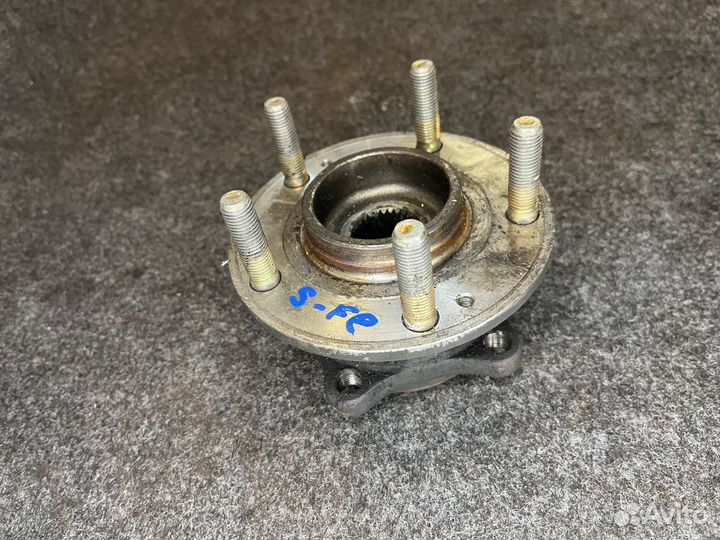 Ступица передняя Hyundai santa fe