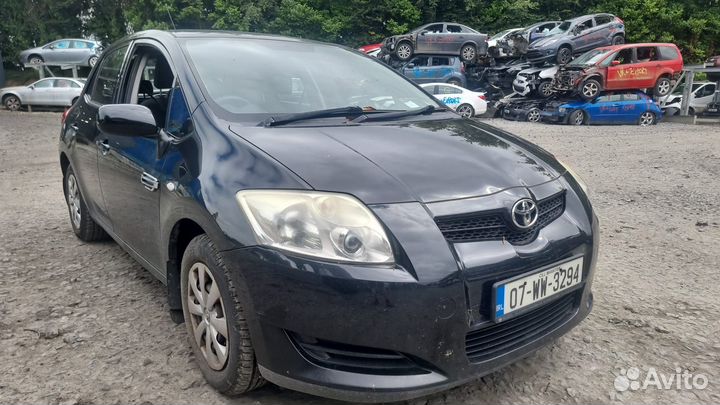 Подушка безопасности водителя toyota auris E150