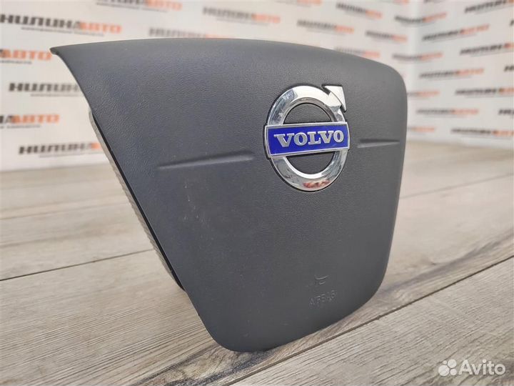 Подушка безопасности в руль Volvo XC60 1