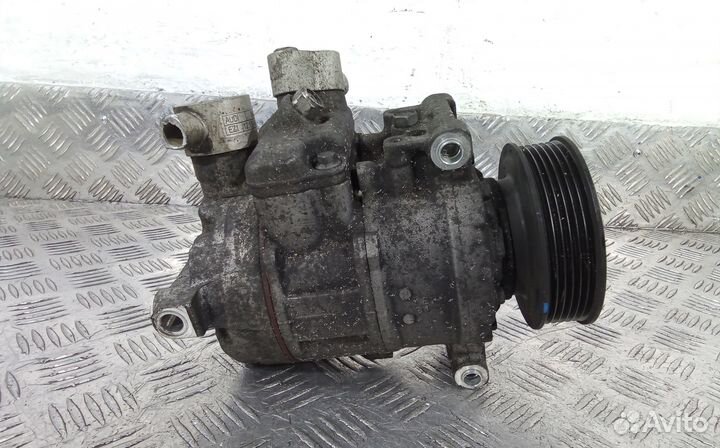 Компрессор кондиционера Audi A4 (B8) (2007-2015)